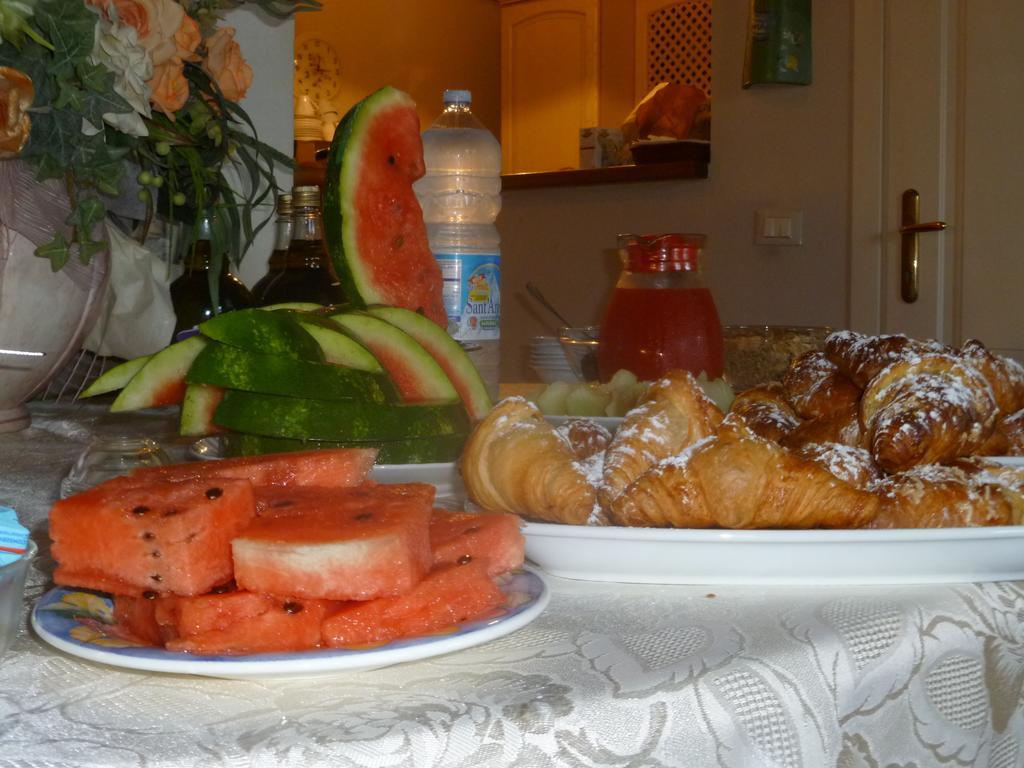 Le Ginestre B & B Massarosa Exterior photo