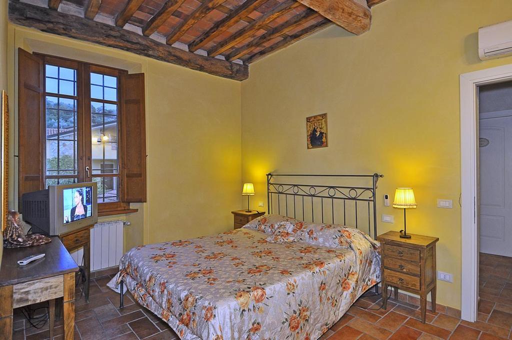 Le Ginestre B & B Massarosa Room photo