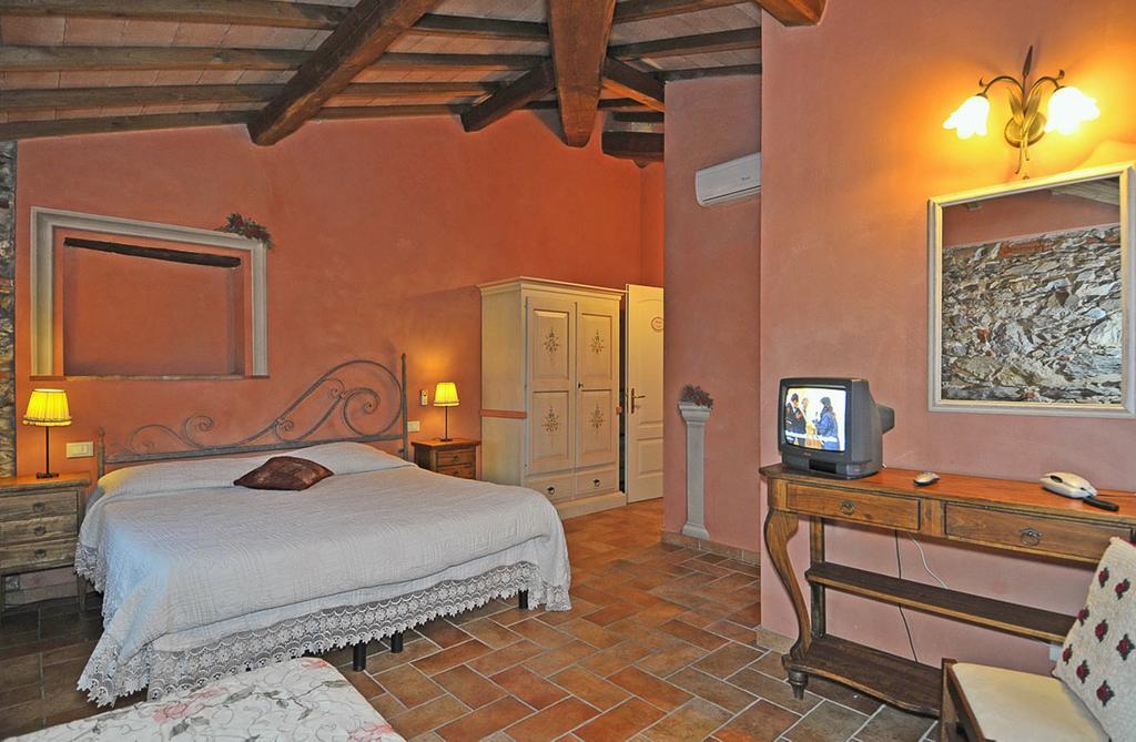 Le Ginestre B & B Massarosa Room photo